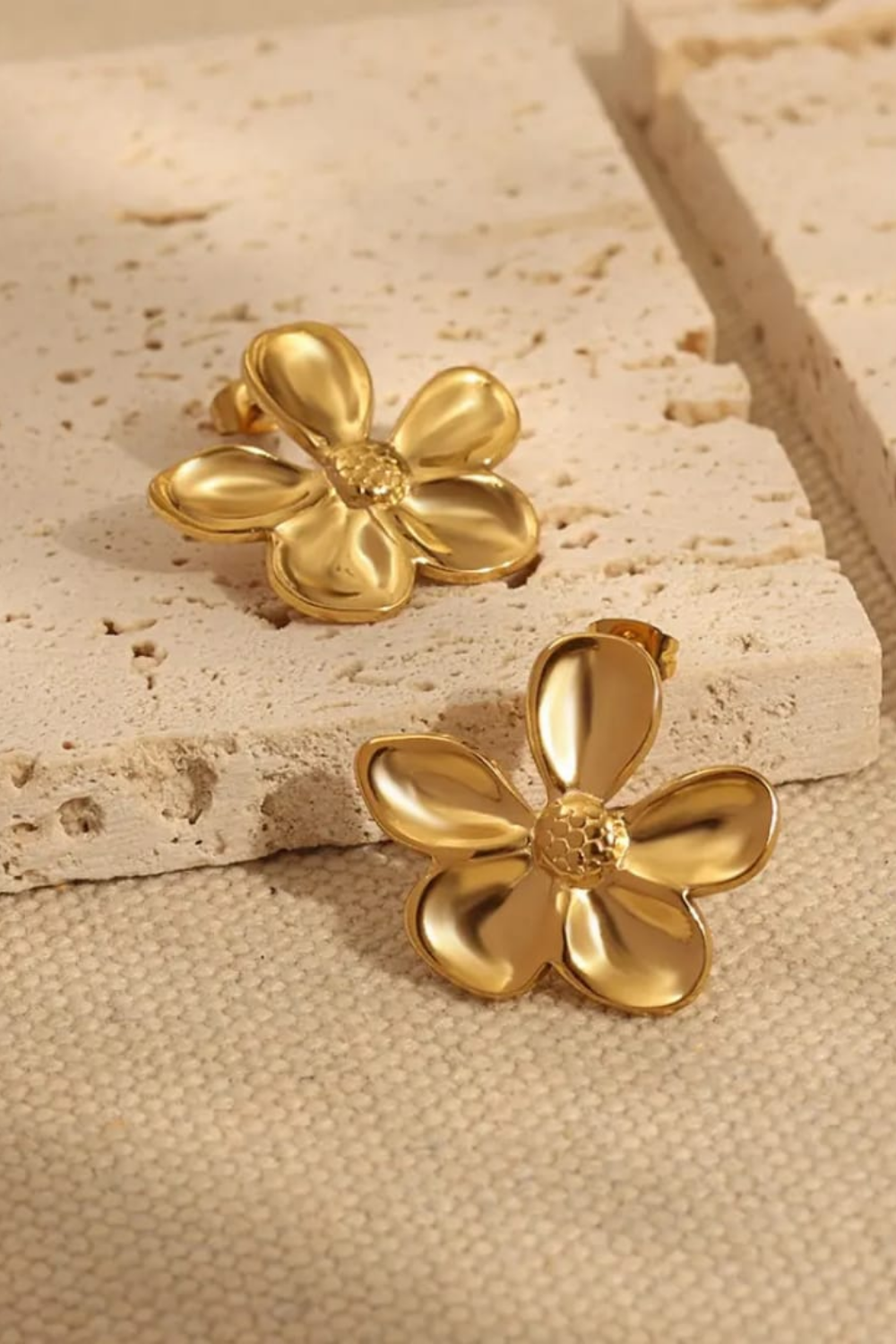 Gold Tone Floral Flower Stud