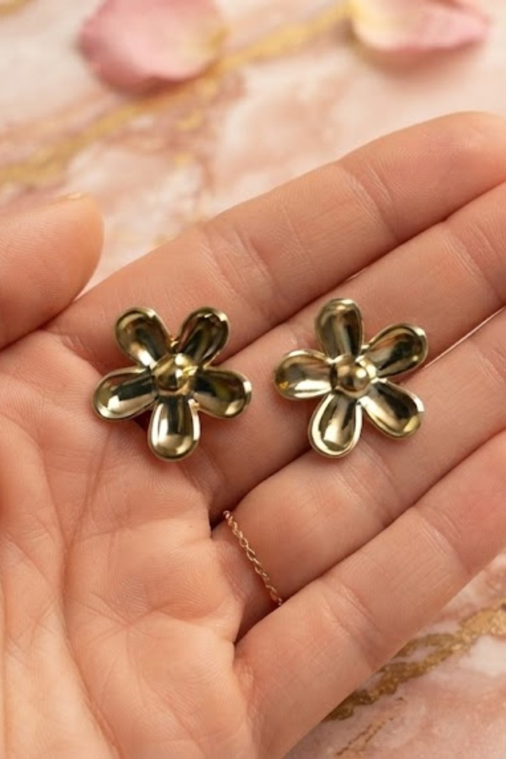 Gold Tone Floral Flower Stud